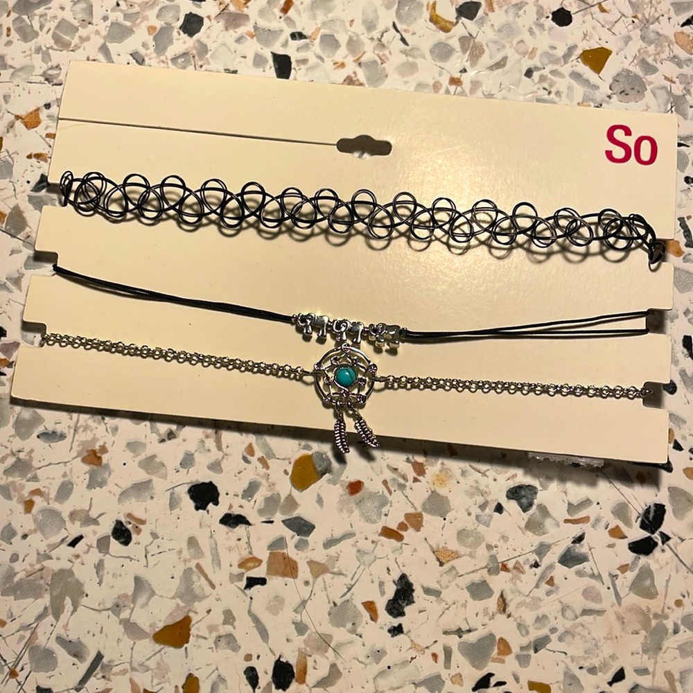 1 pack of three beautiful choker necklaces